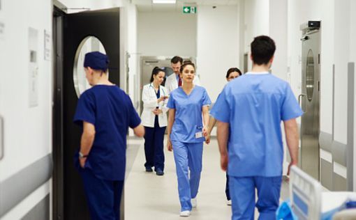 Ведущие врачи осуждают закрытие американских медицинских школ Израиля