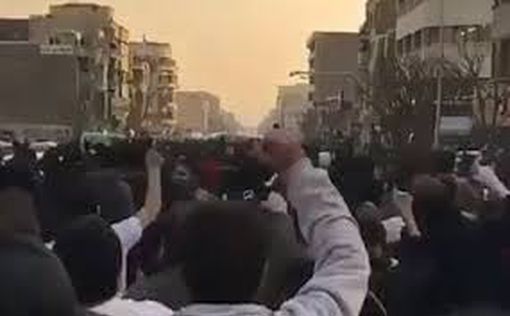 Протесты в Иране: демонстранты вышли на улицы, вопреки угрозам КСИР