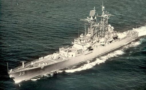 Эсминец ВМФ США направляется в Черное море