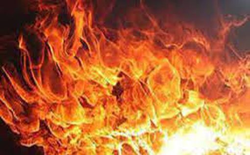 Пожар в Петах-Тикве: пожилая женщина получила ожоги