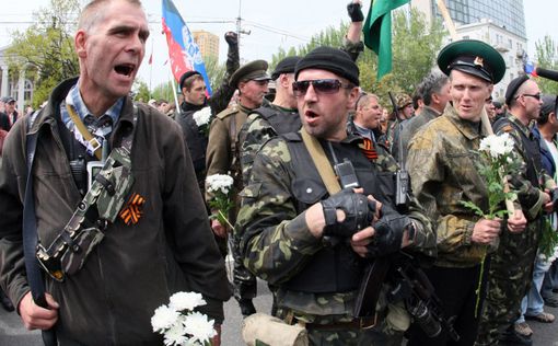В Донецке освобождены пленные сотрудники ”Красного креста”