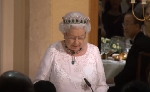 Королева Британии лишила рыцарского звания педофилов