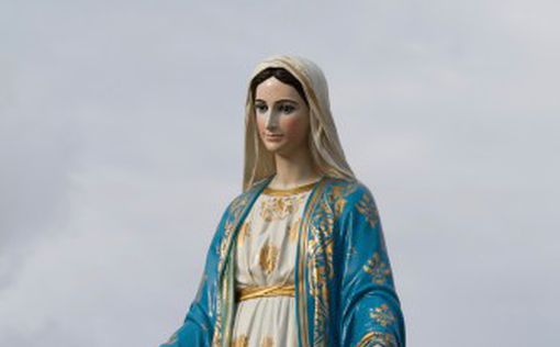 В Израиле "заплакала" статуя Девы Марии