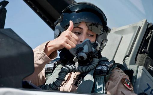 Первая женщина-пилот из ОАЭ наносит авиаудары по ISIS