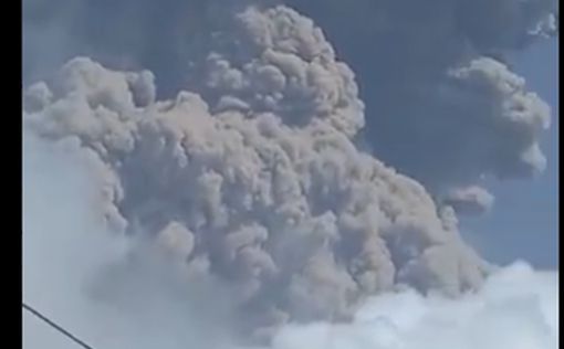 Последствия извержения вулкана на Карибах показали на видео