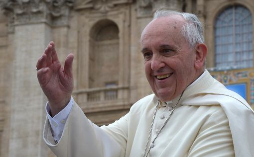 Папа Римский подарит Пересу и Аббасу мечту