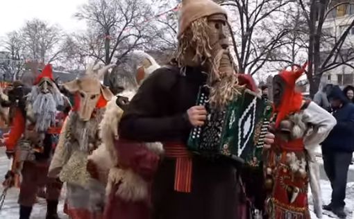 В Болгарии прошел захватывающий фестиваль масок "Сурва"