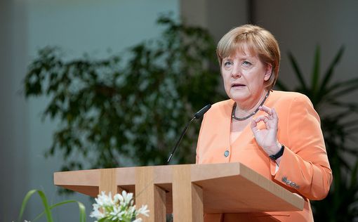 Меркель: брак — это союз между мужчиной и женщиной