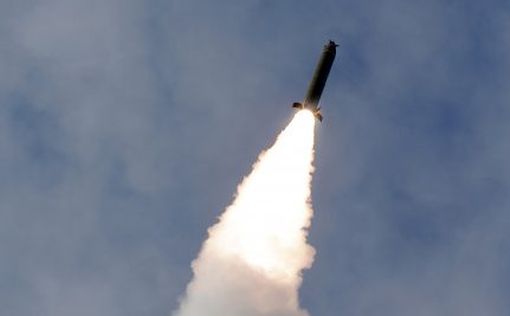Северная Корея запустила три ракеты в сторону Японского моря