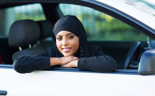 В Саудовской Аравии откроют первую автошколу для женщин