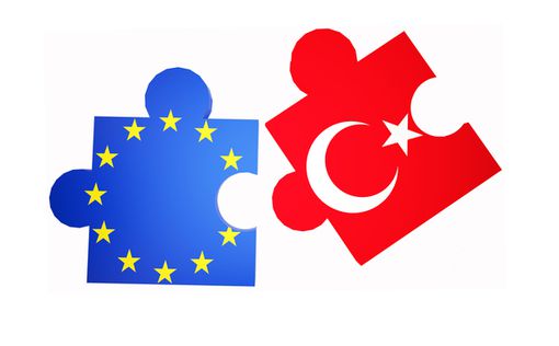 Турция требует от ЕС назвать дату отмены виз
