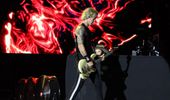 Три часа в Тель-Авиве: концерт легендарных Guns N' Roses - фоторепортаж | Фото 1