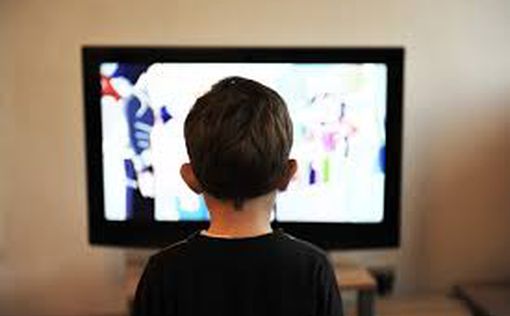 Найдена связь между просмотром телевизора и аутизмом