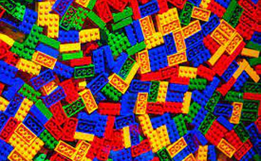 Больше 11 000 деталей: Lego выпустит самый большой набор