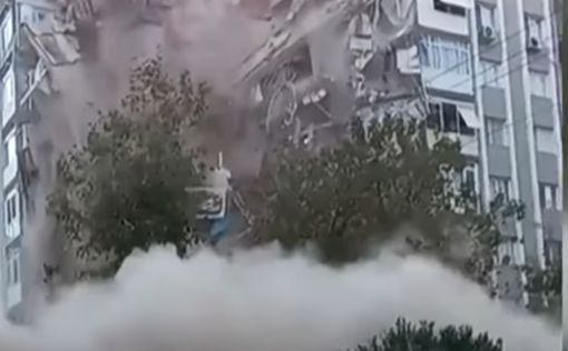 Землетрясение в Турции: число жертв продолжает расти