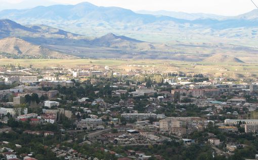 Нагорный Карабах: стороны обвиняют друг друга в обстрелах