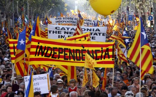 Испания принялась угрожать Каталонии