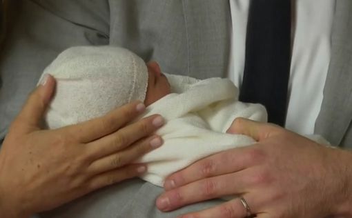 Принц Гарри и Меган Маркл показали новорожденного сына