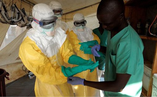 Вакцину против Эболы направили в Либерию
