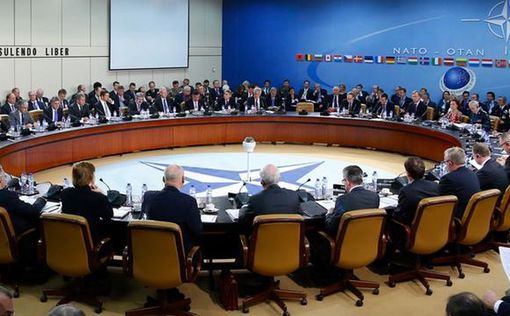 НАТО и Россия не достигли сближения по украинскому вопросу