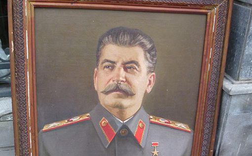 Британский режиссер намерен снять комедию о смерти Сталина