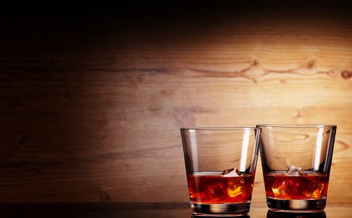 Ученые: Алкоголь помогает карьере