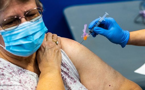 Третья вакцина остановила рост заболеваемости