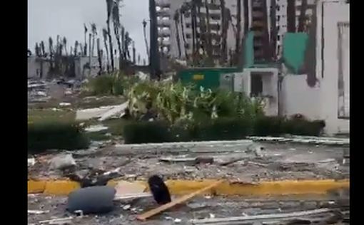 В Мексике из-за урагана "Отис" погибли почти 40 человек