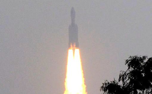 Индия успешно вывела на орбиту самую большую ракету