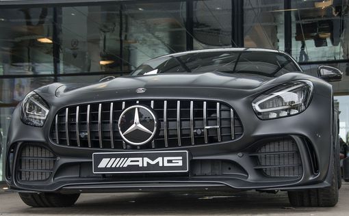 Гоночный Mercedes-AMG GT2 мощностью 707 л.с. поступит в продажу в 2023 году