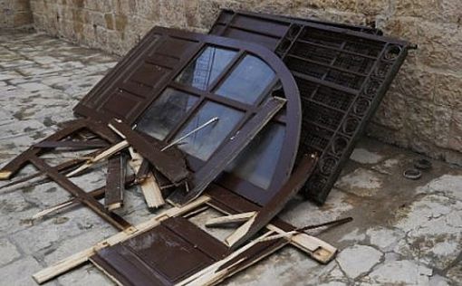 Храмовая гора: палестинцы сорвали двери Врат Милосердия