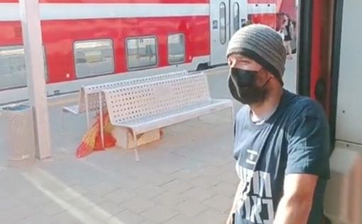 "Активисты" препятствуют выезду пассажирских поездов из Тель-Авива