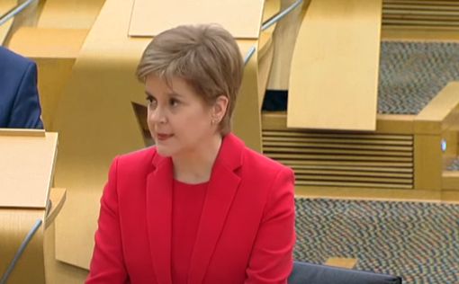 Глава правительства Шотландии подала в отставку
