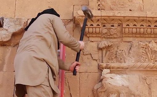 Боевики ISIS разместили новое видео с разрушением древностей