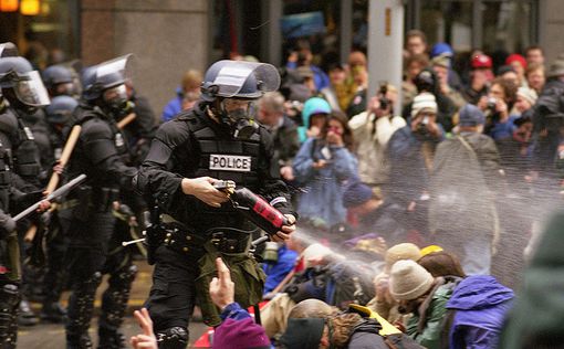 Нью-Йорк: продолжаются протесты против полицейского насилия