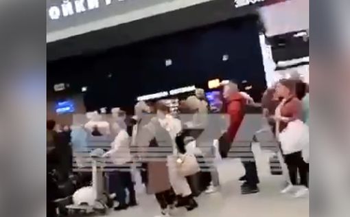 Огромные очереди в аэропорту Шереметьево