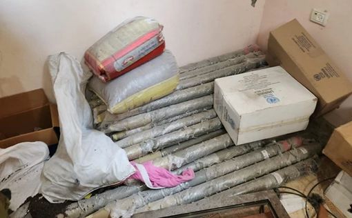 Операция продолжается: террористы прятали ракеты под ящиками UNRWA