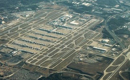 Блэкаут: крупнейший аэропорт встал, отменены тысячи рейсов