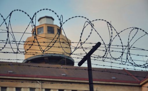 В день суда  израильского секс-гуру забыли в тюрьме