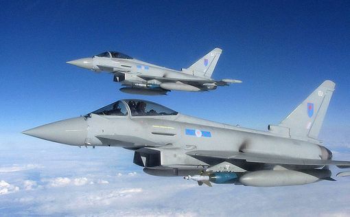 Британия готова отвечать авиаударами на кибератаки
