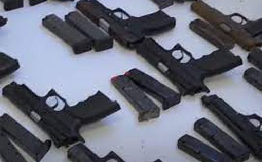 Двое жителей Тайбе арестованы по подозрению в незаконном хранении оружия
