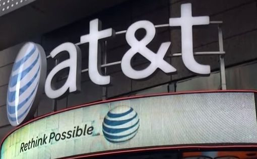 Хакеры украли записи звонков "почти всех" клиентов AT&T