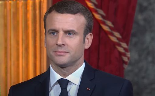 Макрон побеждает в первом туре выборов президента Франции
