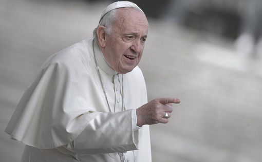 Папа Франциск осуждает "ужасный рост нападений на евреев" по всему миру