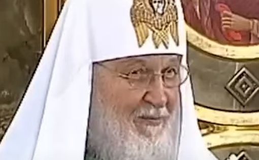 Патриарх Кирилл упал