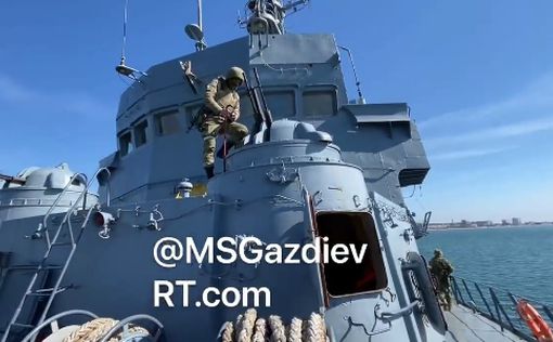 В порту Бердянска захвачены корабли и катера ВМС Украины