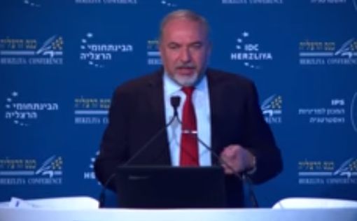 Либерман: Мы не будем принимать сирийских беженцев