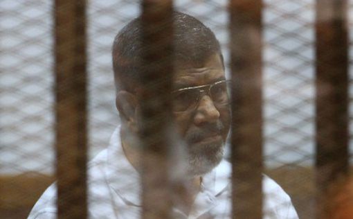 Египет: Мурси передавал секретные материалы Катару