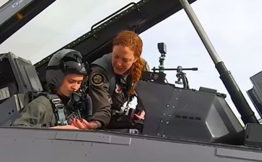 F-16 Fighting Falcon в надежных женских руках украинки: видео