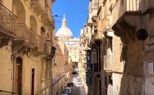 Мальта остановила транспортное сообщение с Италией